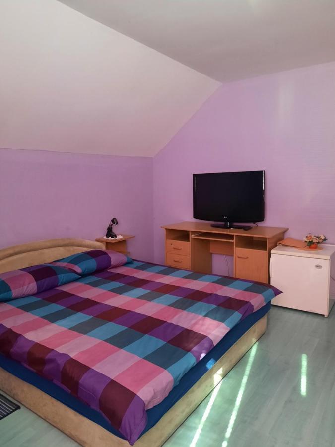Rooms Cehovin Postojna Luaran gambar