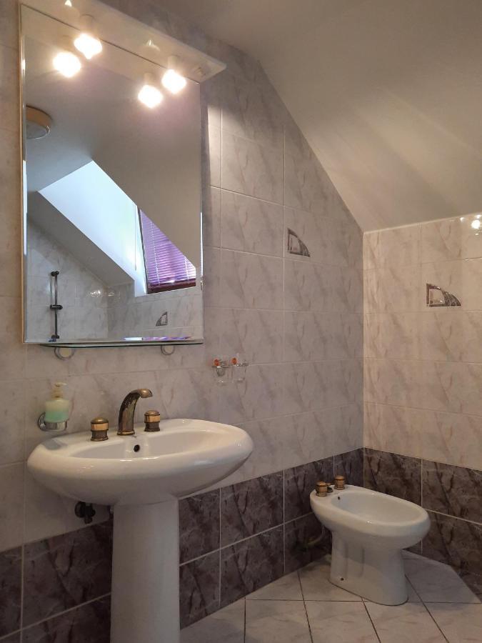 Rooms Cehovin Postojna Luaran gambar