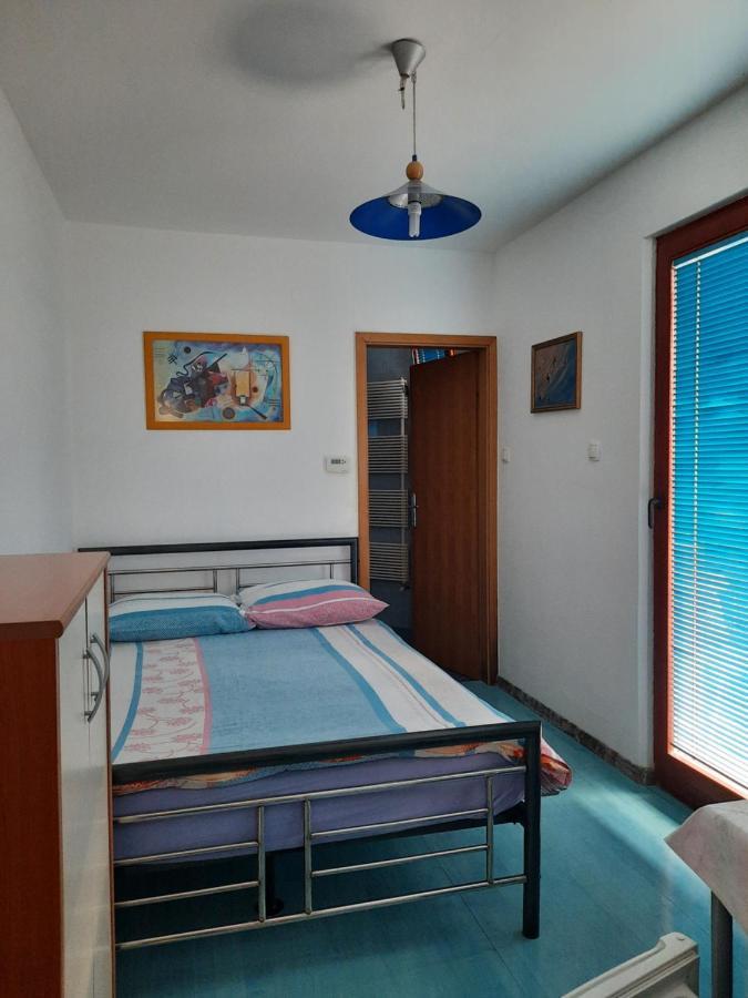 Rooms Cehovin Postojna Luaran gambar