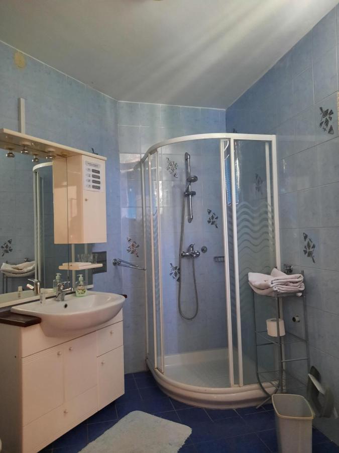 Rooms Cehovin Postojna Luaran gambar