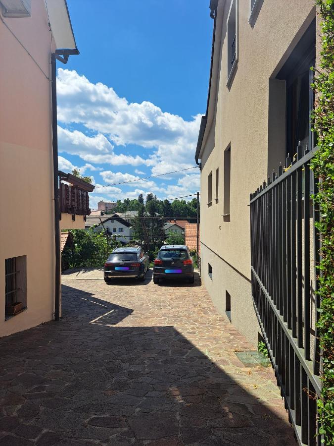 Rooms Cehovin Postojna Luaran gambar